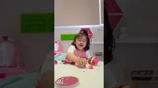 Unboxing LOL interactive pets