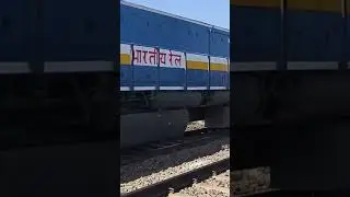 Hutatma Express Going Towards Pune Jn #shorts #ytshorts #viral #youtubeshorts