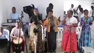 Dieu exauce la prière en son temps : chant à la fin du culte du 17 /07 /2022.