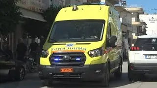 EKAB Ambulance responding in Mires, Crete - &Alpha;&sigma;&theta;&epsilon;&nu;&omicron;&phi;ό&rho;&alpha; &tau;&omicron;&upsilon; &Epsilon;&Kappa;&Alpha;&Beta; &alpha;&nu;&tau;&alpha;&pi;&omicron;&kappa;&rho;ί&nu;&omicron;&nu;&tau;&alpha;&iota; &sigma;&tau;&eta;&nu; &Mu;&omicron;ί&rho;&epsilon;&sigmaf;, &Kappa;&rho;ή&tau;&eta;&sigmaf;