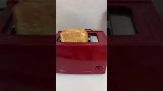 This toaster is over 20 years old / Toasted Bread #4k #southkorea #yearofyou #breakfast