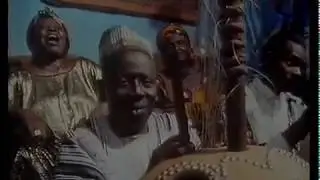 Toumani Diabaté.  Banaya. A song of praise from his family. 1991