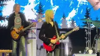 Sheryl Crow Joe Walsh cover Rocky Mountain Way 6.8.25 Legends Theater Route 66 Casino New Mexico USA