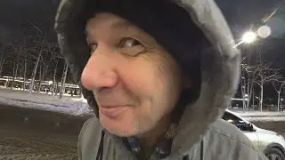 Мы идём покупать очень дорогую, но абсолютно необходимую вещь!