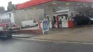 British people...look British - UK4