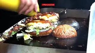 Biggest Black Burger Cheess Korean Street Foods Germany