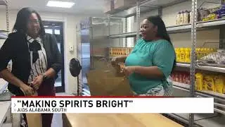 MAKING SPIRITS BRIGHT: AIDS Alabama South seeking holiday help - NBC 15 WPMI