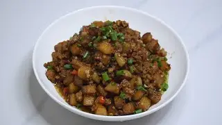 Chinese Fried Potatoes with Minced Meat