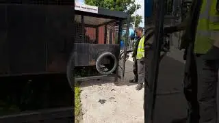 Tyre bead wire puller   www.taurustyresrecycling.co.uk