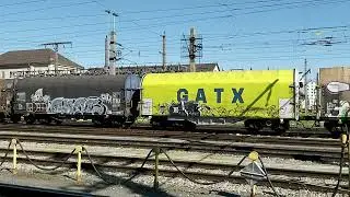 Cargo Serv 182 580 und Cargo Serv 1216 932 mit einem G&uuml;terzug Richtung Wels in Linz Hbf.