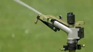 Strongway Tripod Sprinkler | 1-In. Sprinkler Head | 3 Nozzles | 120-Ft. Dia. | 49507.STR | Features