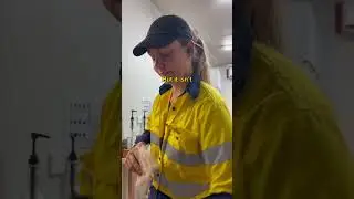 💰Working FIFO on a Working Holiday Visa in Australia. #fifo #workingholidayvisa #money