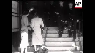 Barry Barnes Weds Diana Churchill
