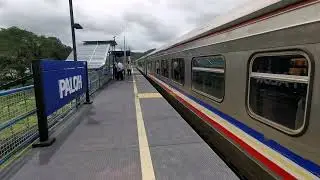 Express Train #ES42 passing by Paloh-Malaysia 巴罗 (October 2022)