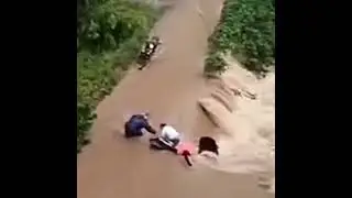 Overstroming in Sichuan, China 🌊 (2021)