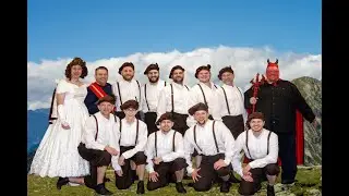 The Drohndancers at home