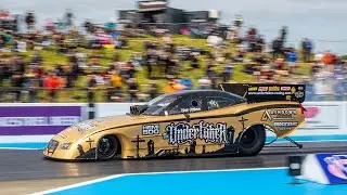 11.000 BHP Nitro Funny Car. Santa Pod Raceway. Steve Ashdown vs Terry Haddock