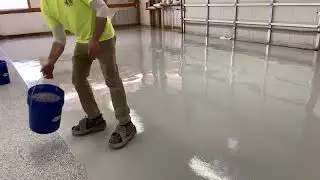Substrate Technology: 100% Solids Epoxy and Vinyl Flake Broadcast
