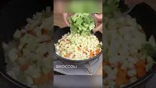 I made the best vegetable pie, in the frying pan. Super easy and fast.