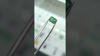 Green Emerald Beauty Stone: Natural Emerald.Origin Zambia Stone Weight: *2.75 Carter Price 90,000 $