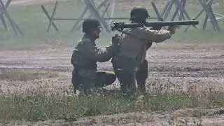 Americans attacking fortified German outopost #ww2 #reenactment #reenactors #tankfest #tankmuseum