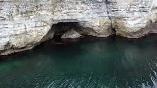 Яйлата и пещерата с металната стълба