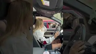 KISA BOYLU ARKADAŞINA G&Ouml;NDER