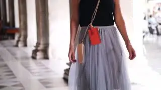 Lap&agrave;porter Handyketten in Venedig