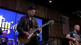 Hitten The Note - Jessica