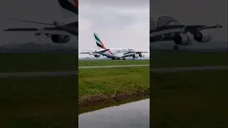 Emirates Airbus A380 Landing at Mumbai Airport #emiratesa380 #airbusa380 #planespotting