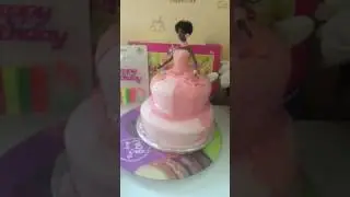 bolo de boneca(gateau poup&eacute;e afro)