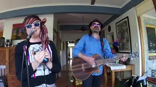 Going up the country: Iron Dwarf Harmonica Duo
