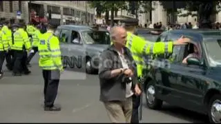 UK:LONDON TAXI UBER STRIKE BACKFIRES (GOOD STORY)