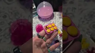 Make it Mini Birthday - Watermelon Cupcakes 🍉🧁#miniverse #makeitmini #birthday #makewithme #blindbox