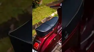 Merah merona yang menggoda  #vespa #pts100