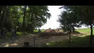 RadQuartier build the Pumptrack at Eckersdorf