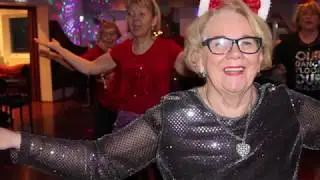 Zumba Gold dans flokkur FEB - j&oacute;las&yacute;ning 2018 - myndasyrpa