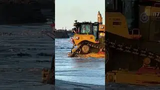 Ход работ по дноуглублению и восстановлению водного покрова в Делрей-Бич.