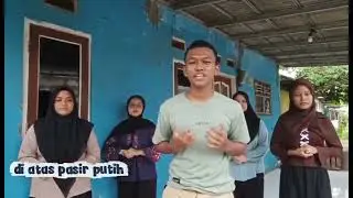 musikalisasi puisi kelompok 4 