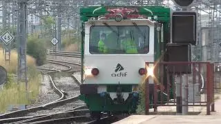 Dresina de ADIF llegando a Madrid Atocha Cercanias