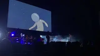 Los Planetas. XX Aniversario “ Una semana en el motor de un autobús “ - Segundo Premio
