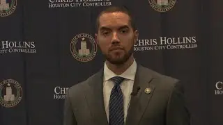 Houston Mayor John Whitmire calls out Controller Chris Hollins for suspected ‘pay to play’ conflicts