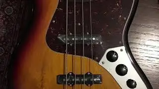 Warmoth Short Scale warhead roasted maple alder sunburst Bass