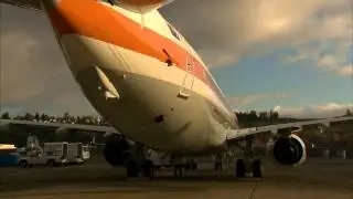 Qantas Gareth Evans Retro Jet launch
