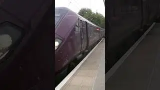 Class 810 (810 001) arriving into St Pancras on 15/10/24