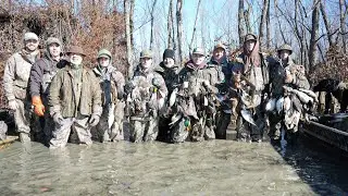 Arkansas duck hunting (9 MAN LIMIT)