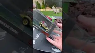The new Matchbox Jurassic Park Ford Explorer