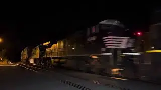 NS 1068 &ldquo;Erie&rdquo; SD70ACe leads NS 20x through Piscataway,NJ (engineer ruins shot with lantern)