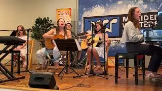 Meridee Winters Student Band Performs 