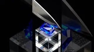 Super-sharp knife cuts real minerals&mdash;obsidian, sapphire, emerald&mdash;capturing authentic cleavage and re